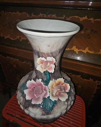 vaso vintage in capo di monte