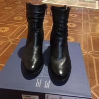 Stivaletti morbidi neri Caprice mis 36