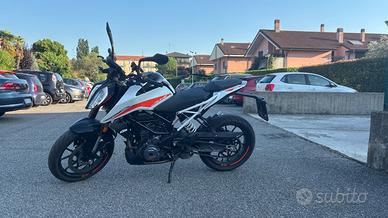 KTM 390 Duke - 2023
