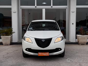 Lancia Ypsilon 0.9 TwinAir 85 CV 5 porte Metano Ec