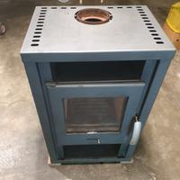 Stufa a legna da 6,5 Kw