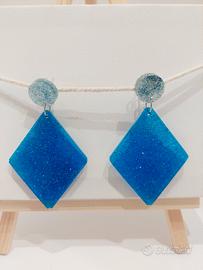 orecchini bicolore fatti a mano