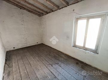 CASA INDIPENDENTE A MANTOVA