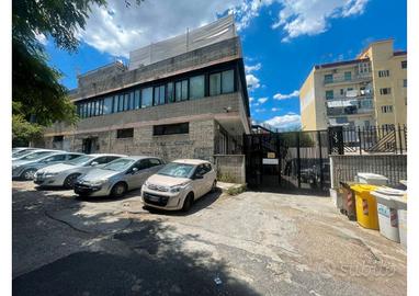 Fabbricato industriale su 3 livelli