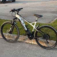 Bici E-MTB Hercules 27.5