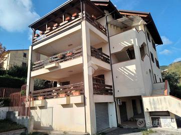 4 LOCALI A MARANO PRINCIPATO