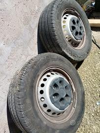 Gomme e cerchi Iveco Daily 2024 ultimo modello 35s