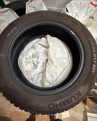Gomme invernali Khumo 215 55  17 98V