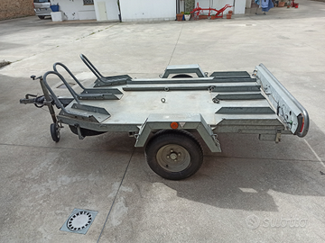 Noleggio rimorchio porta moto