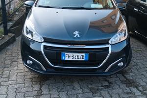 Peugeot 208 BlueHDi 75 5 porte Allure