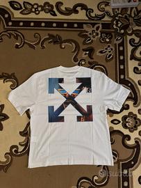 Off White  T-shirt