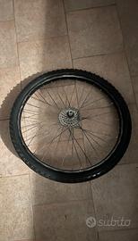 Ruote davanti e dietro  per bici