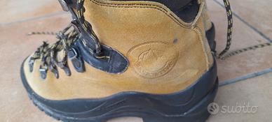 Scarponi donna ramponabili