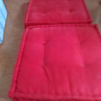 materasso rosso tipo futon