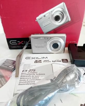 Casio EX-Z75  fotocamera digitale