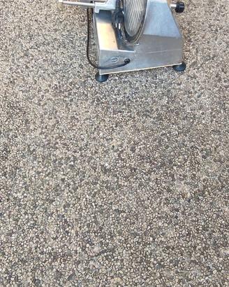 AFFETTATRICE DPE PRESSOFUSIONE ALLUMINIO PROF.