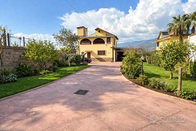 Villa indipendente a Fiano Nocera Inferiore