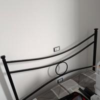 Struttura letto ferro battuto moderna