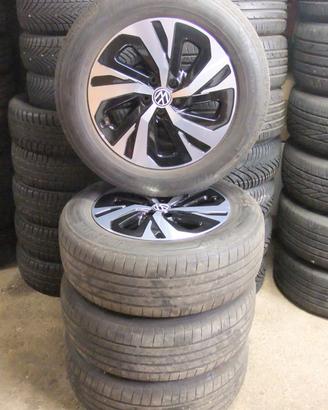 BRIDGESTONE 235/60/R 18 103T