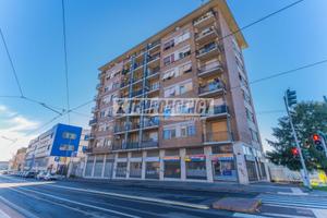 AMPIO 3 LOCALI DI 115MQ ULTIMO PIANO