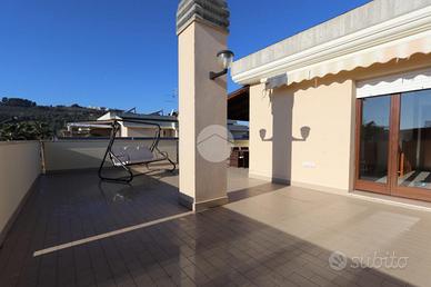 4 LOCALI A ALBA ADRIATICA