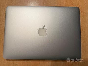MacBook Air 13” Mid 2012 con MacOS Sequoia