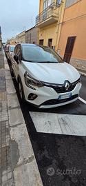 renault captur mild  hybrid benzina 1.3 140 cv 