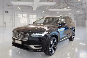volvo xc90 B5 ultimate 