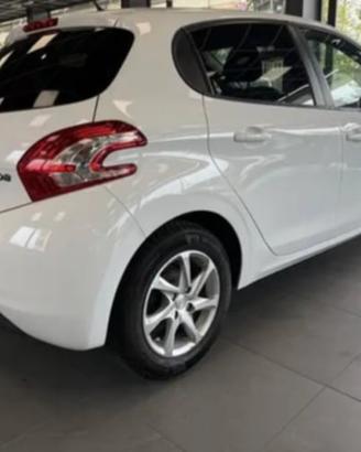 Peugeot 208 1400 HDI 68 cavalli Active 5p