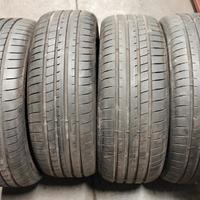 Gomme estive Goodyear 215 45 18