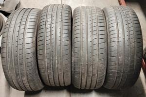 Gomme estive Goodyear 215 45 18