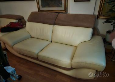 Salotto e poltrona in pelle