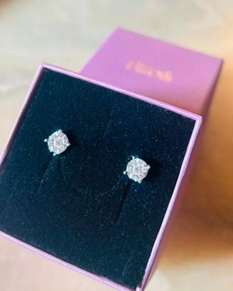 Orecchini di diamanti