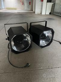 2 Fari UV Professionali 400W Fluo Party Showtec