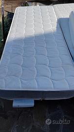 2 materassi singoli uguali 