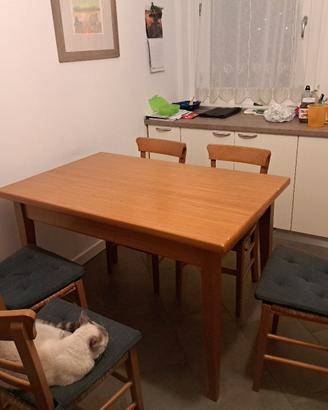 tavolo cucina e 6 sedie