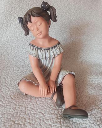 NADAL LALARCON 0734/5000 – Statuina Ragazza Seduta