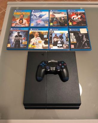 Ps4 fat 1 Tb più 9 giochi 
