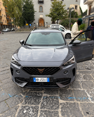 Cupra Plug-in da 204 cv