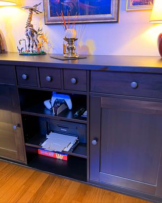 mobile Ikea Hemnes in legno massello marrone nero