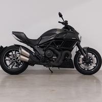 Ducati Diavel 1199 Carbon my16