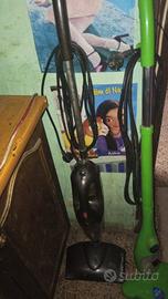 Aspirapolvere più scopa a vapore 