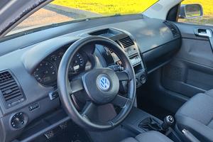 VW Polo IV benzina 1.4 anno 2002