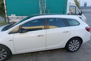 Opel Astra J 2.0 165 cv   motore fuso