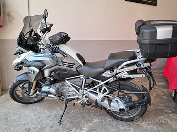 Moto BMW GS 1200 LC