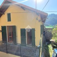 CASA SEMINDIPENDENTE A VOBBIA