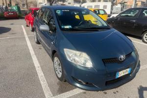 Toyota AURIS - 2.0 diesel D4D