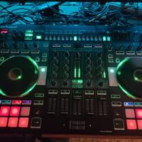 Roland Dj 808 + Decksaver + Borsa da trasporto UDG