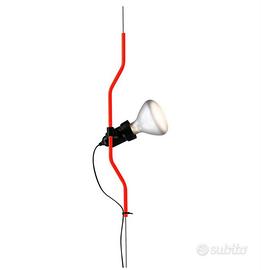 Lampade Flos Parentesi Rossa