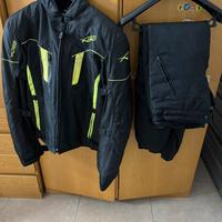 Giacca e pantaloni moto